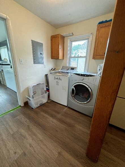 Building Photo - 430 E 309th St