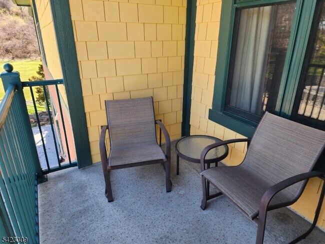 Building Photo - 200 NJ-94