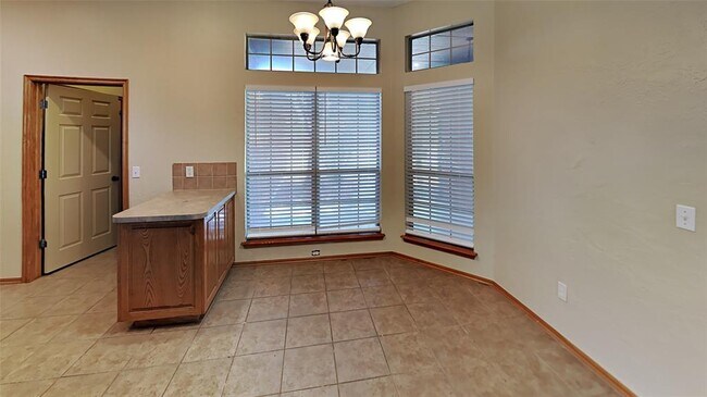 Building Photo - 16409 Stoneview Dr