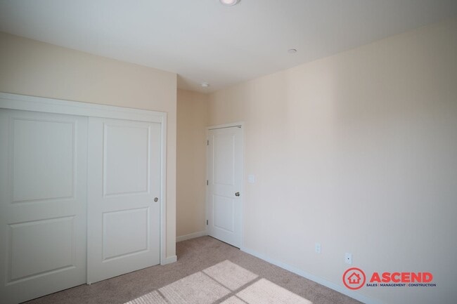 Building Photo - Brand New 3 Bedroom Home!