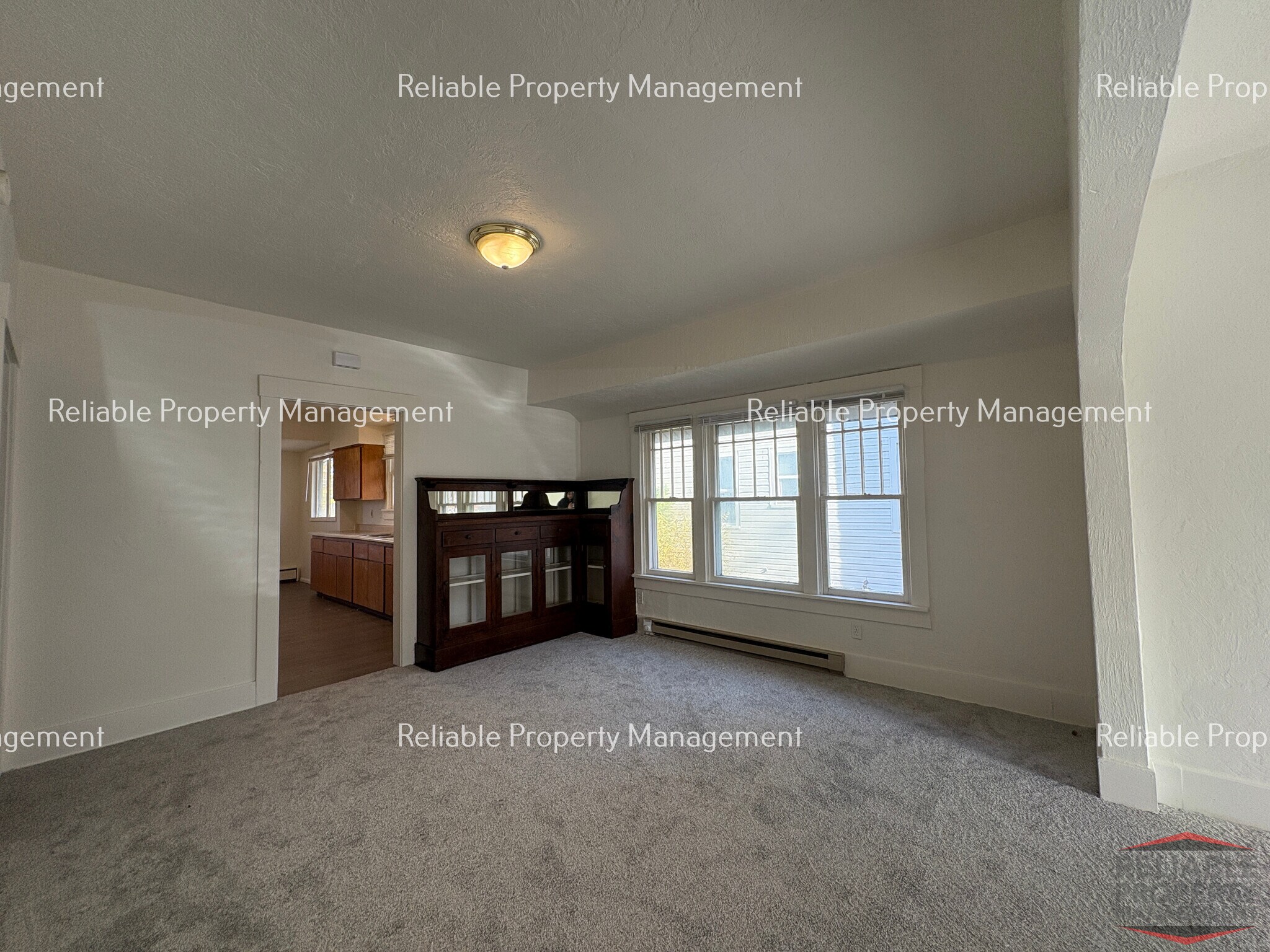 Building Photo - 562 I St