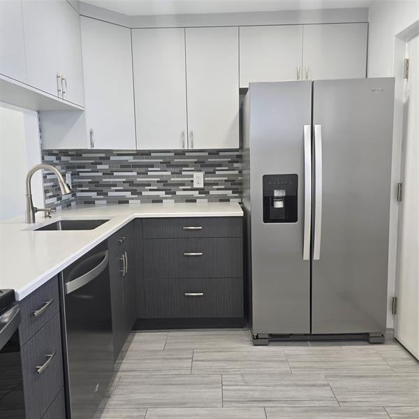 Building Photo - 505 E Dania Beach Blvd