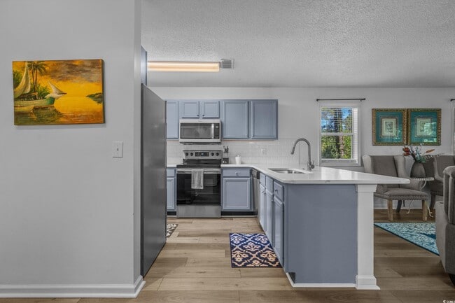 Building Photo - 1290 White Tree Ln