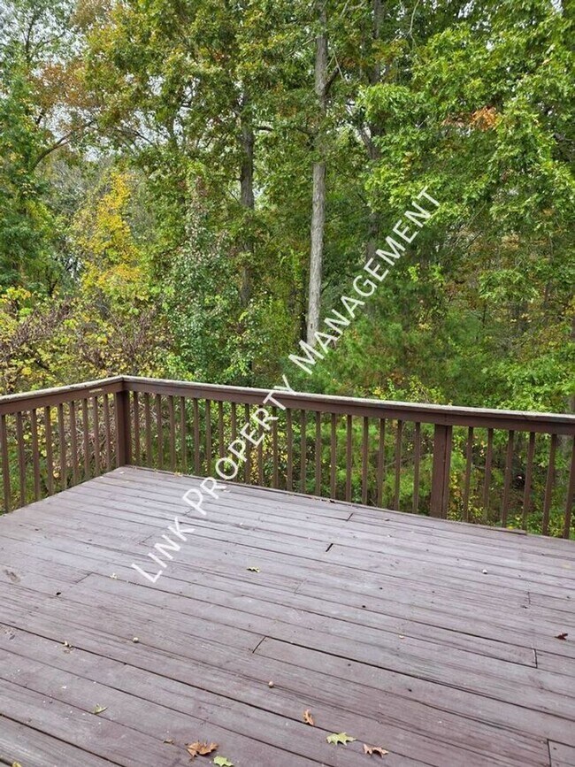 Building Photo - Beautiful 4-Bedroom Home in Desirable Harr...