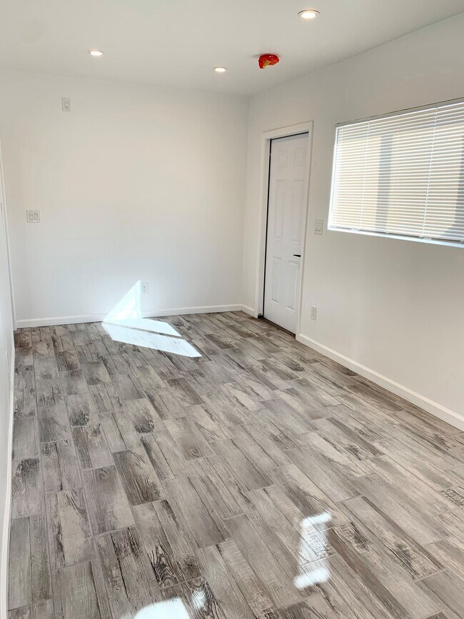 Building Photo - 20747 Stephanie Dr