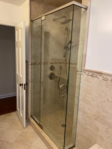 Building Photo - 44 Ellsworth Ave