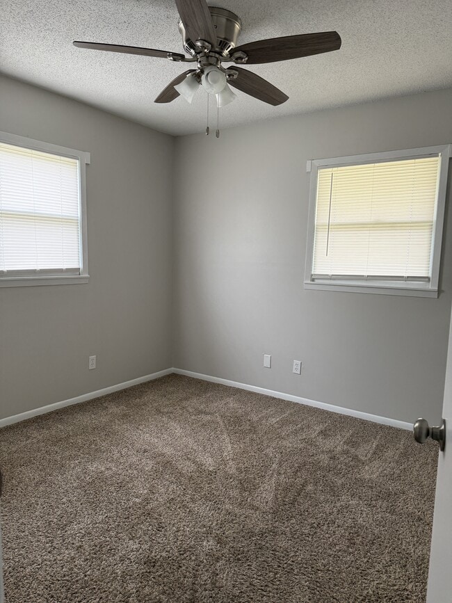 Building Photo - 5841 Anchor Way
