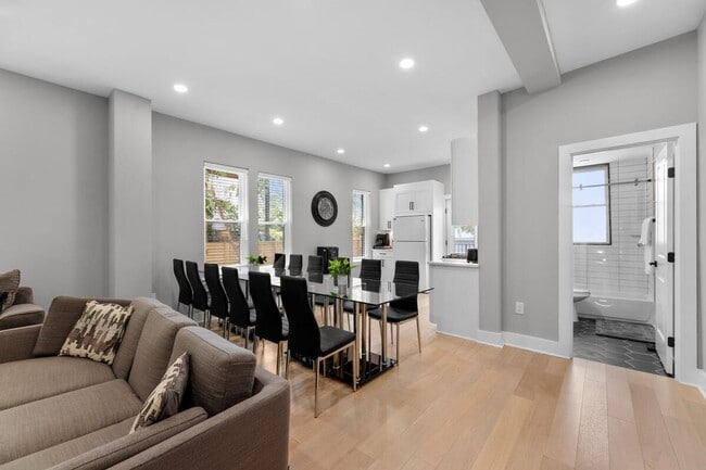 Building Photo - 1017 Euclid St NW