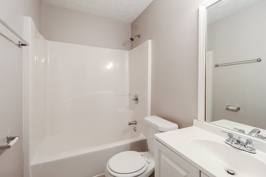 Building Photo - 95 Branchwood Dr