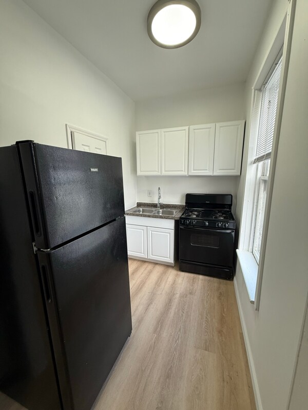 Building Photo - 258 Remsen St