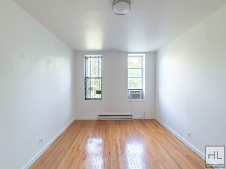Building Photo - GREENE AVENUE / Spacious 2-Bed 1-Bath