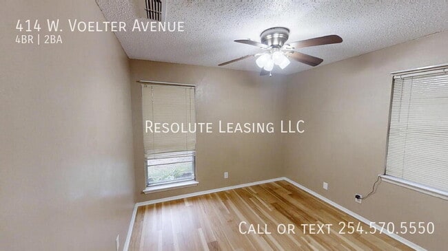 Building Photo - 414 W Voelter Ave