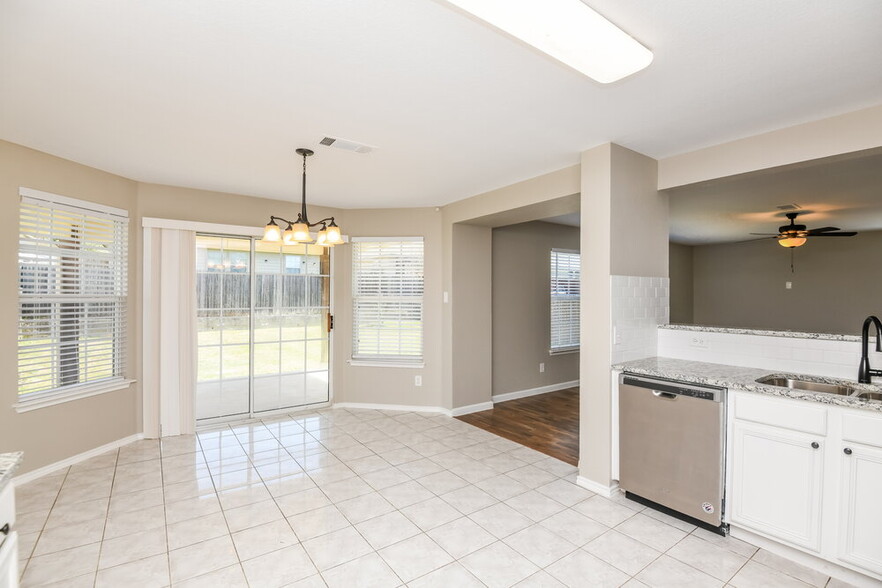 Building Photo - 14136 Black Gold Trail