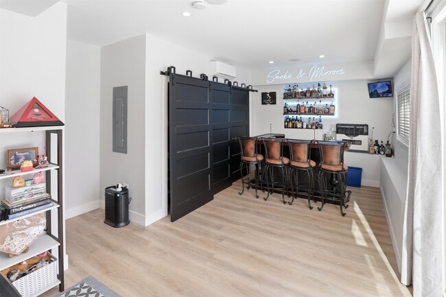 Building Photo - 253 Upper Mad River Rd