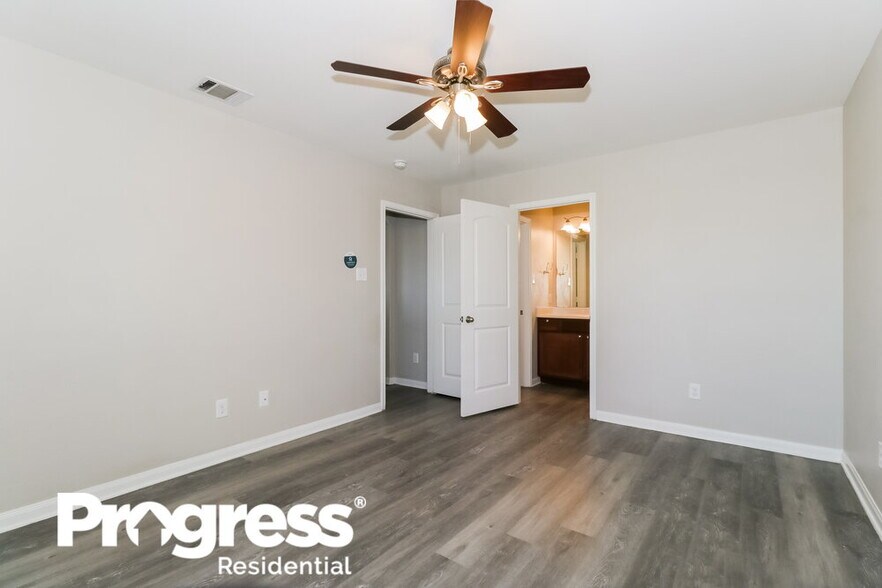 Building Photo - 428 Ruby Ln