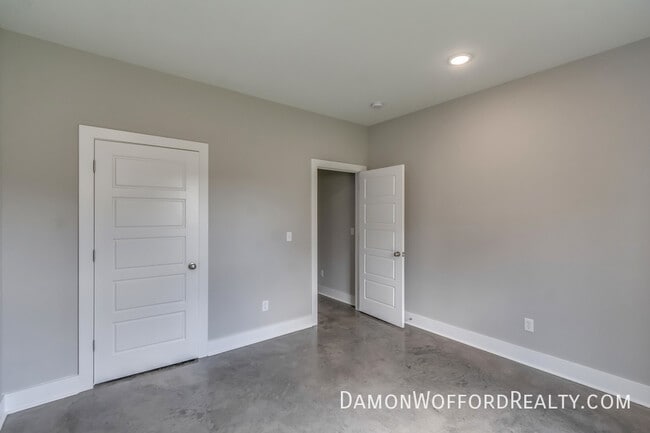 Building Photo - 174 Shelby Mae Cir