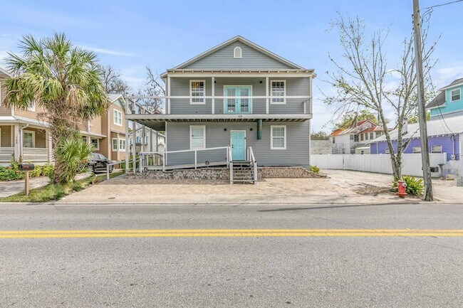 Building Photo - 171 Riberia St