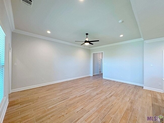Building Photo - 722 Bellegrove Sq Ave