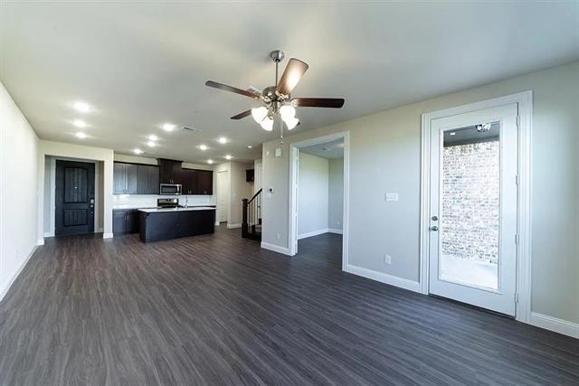 Building Photo - 3020 Galveston St