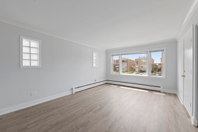 Building Photo - 8320 W Irving Park Rd