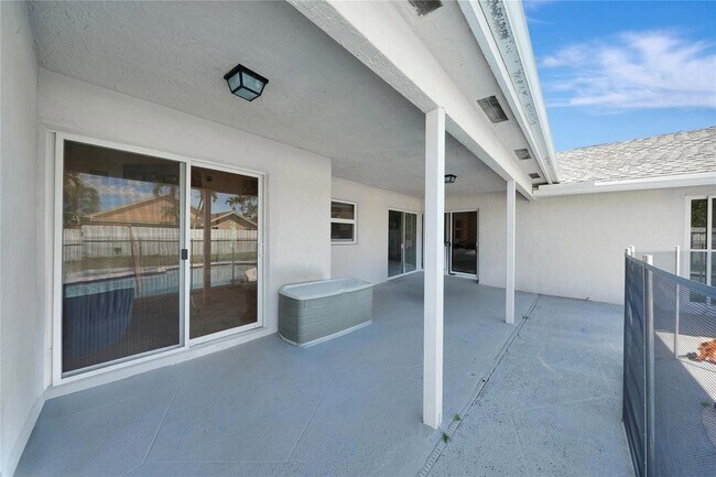 Building Photo - 22471 Grouper Ct