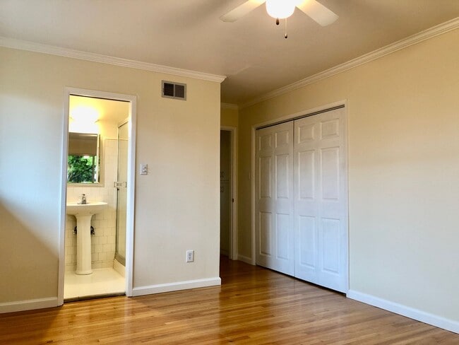 Building Photo - Beautifully Updated 3 Bed 2 Bath Campbell ...