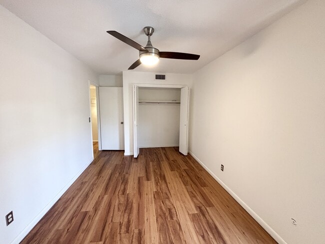 Building Photo - 710 E 200 S