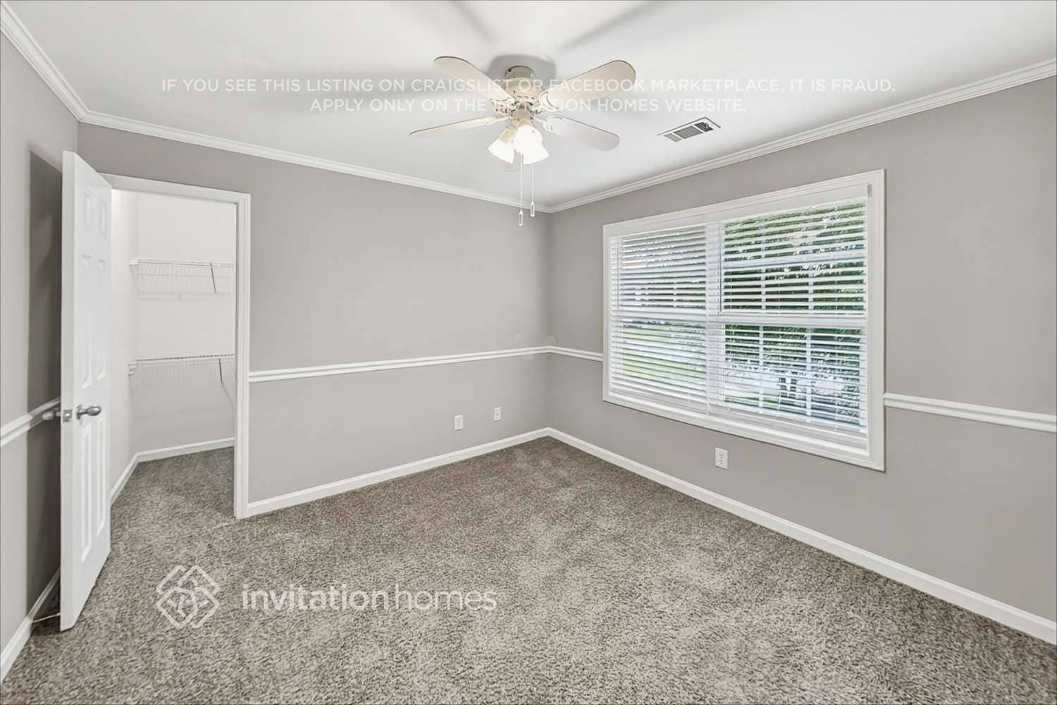 Building Photo - 8920 Watersedge Ct