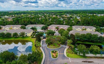 Building Photo - Herons Landing Water/Sewer/Cable/Internet included