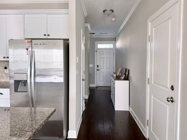Building Photo - 456 Brantley Cove Cir