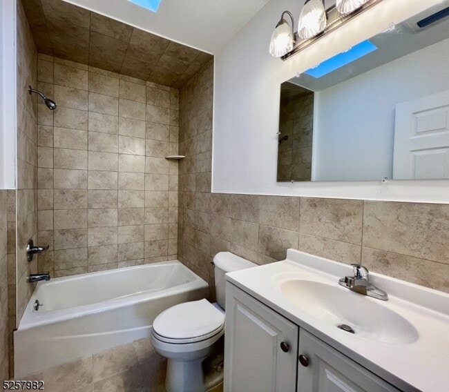 Building Photo - 61 Mountainview Blvd