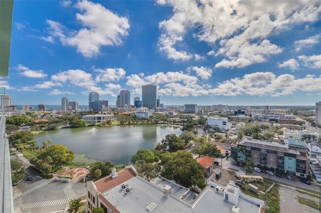 Building Photo - 777 3rd Ave N