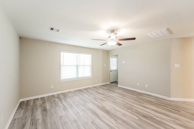 Building Photo - 25072 Authors Dr