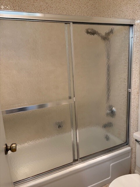Hall Bathroom - 28875 Conejo View Dr