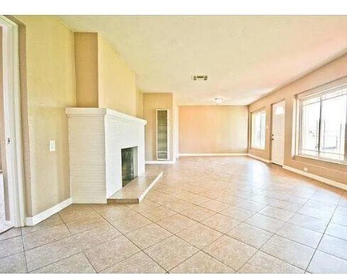 Building Photo - 2517 Rancho Dr