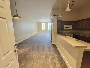 Building Photo - 2315 Harborside Dr