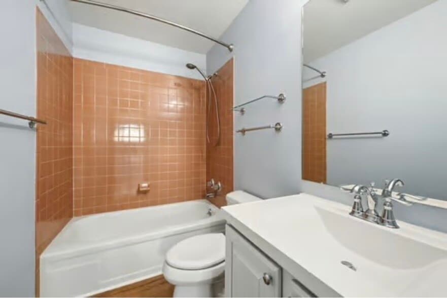 Building Photo - 7595 S Monaco Way