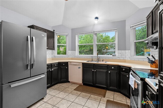Building Photo - 4301 Brian Dr