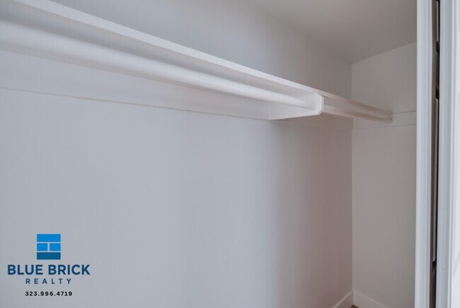 Building Photo - 5312 Corteen Pl