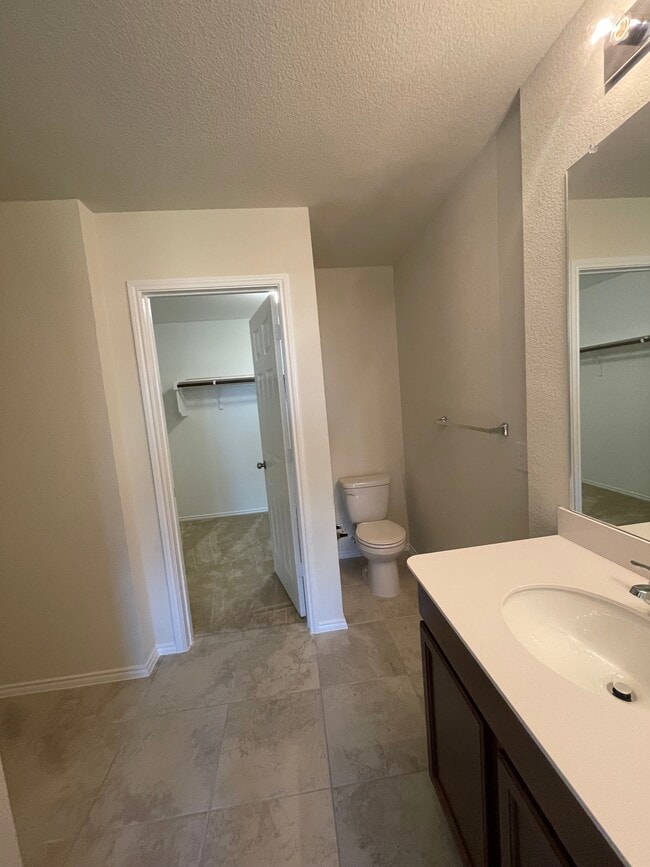 Building Photo - 1009 Voca Dr.