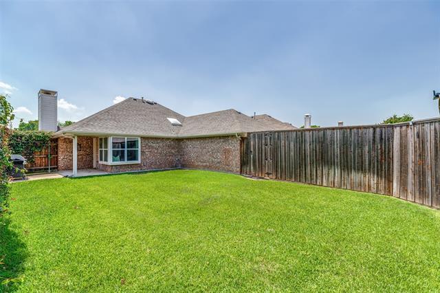 Building Photo - 10060 Danbury Dr