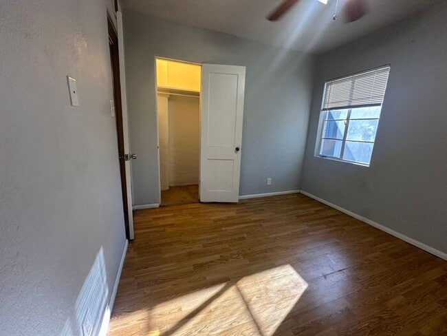 Building Photo - Vintage Ranch Home