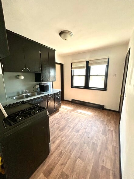Building Photo - 4541 Camden Ave N