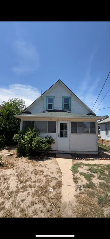 Building Photo - 1410 E Orman Ave