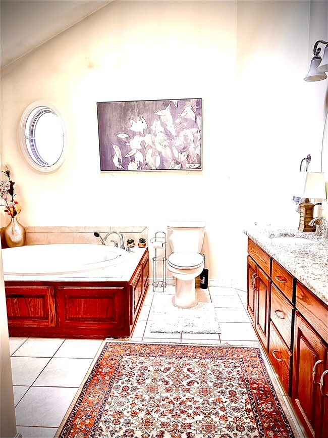 Building Photo - 174 Victoria Ln