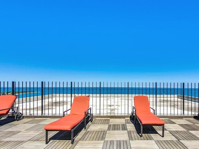 Building Photo - 3550 N Lake Shore Dr