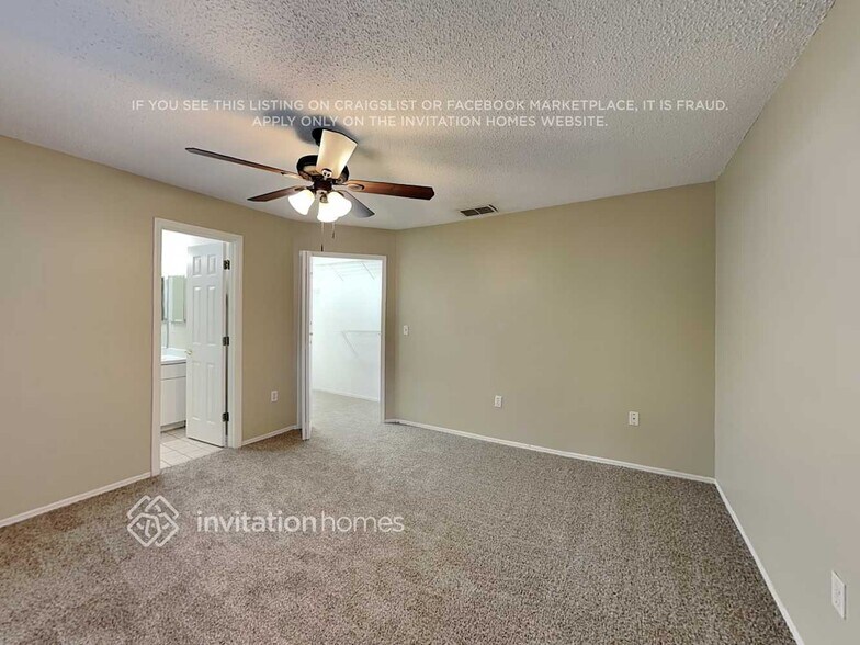 Building Photo - 5555 Starling Loop