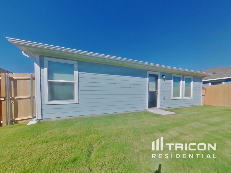 Building Photo - 11844 Mancos Trl