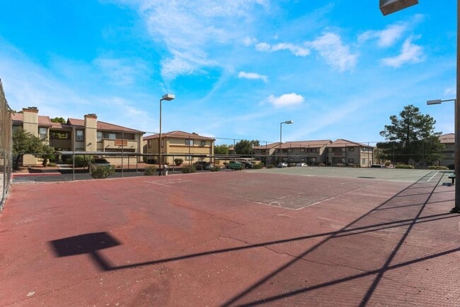 Building Photo - This beautifully renovated 2-bedroom, 2-bath condo is ready for immediate move-in!