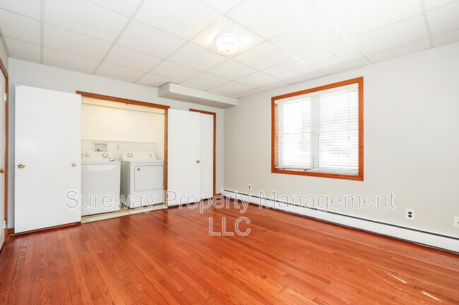 Building Photo - 442 Chews Landing Rd